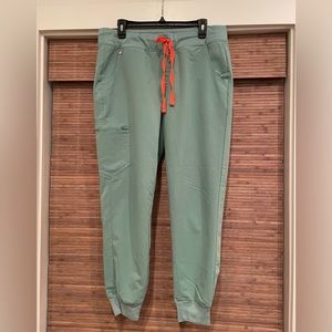 Figs Zamora Scrub Pant - Jade